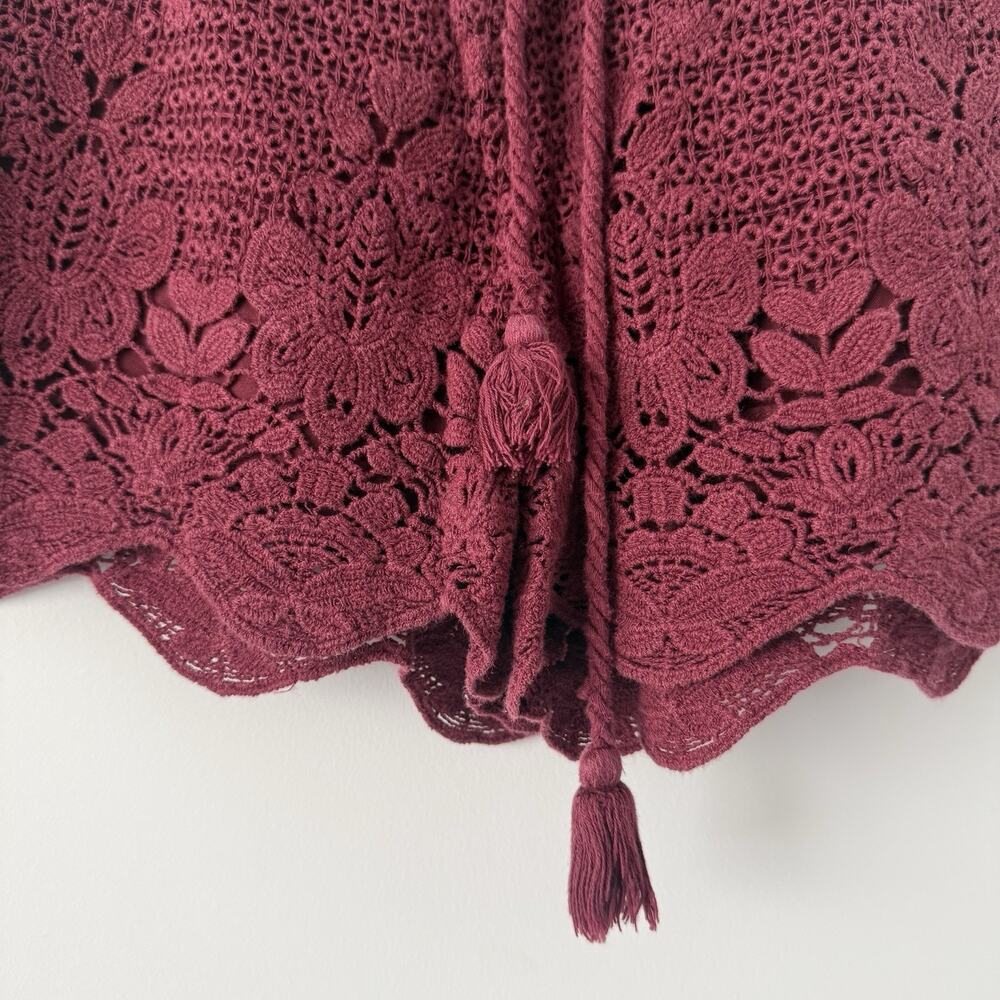 Abercrombie & Fitch Crochet Lace Drawstring Shorts Maroon Boho Size Small - Picture 4 of 5